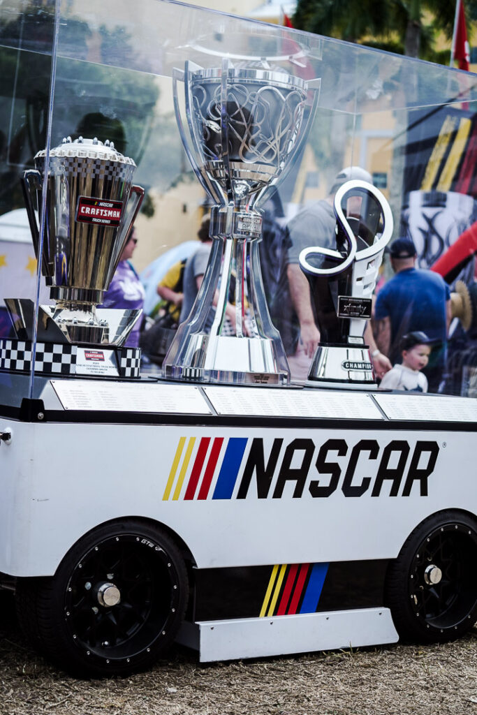 coupe NASCAR