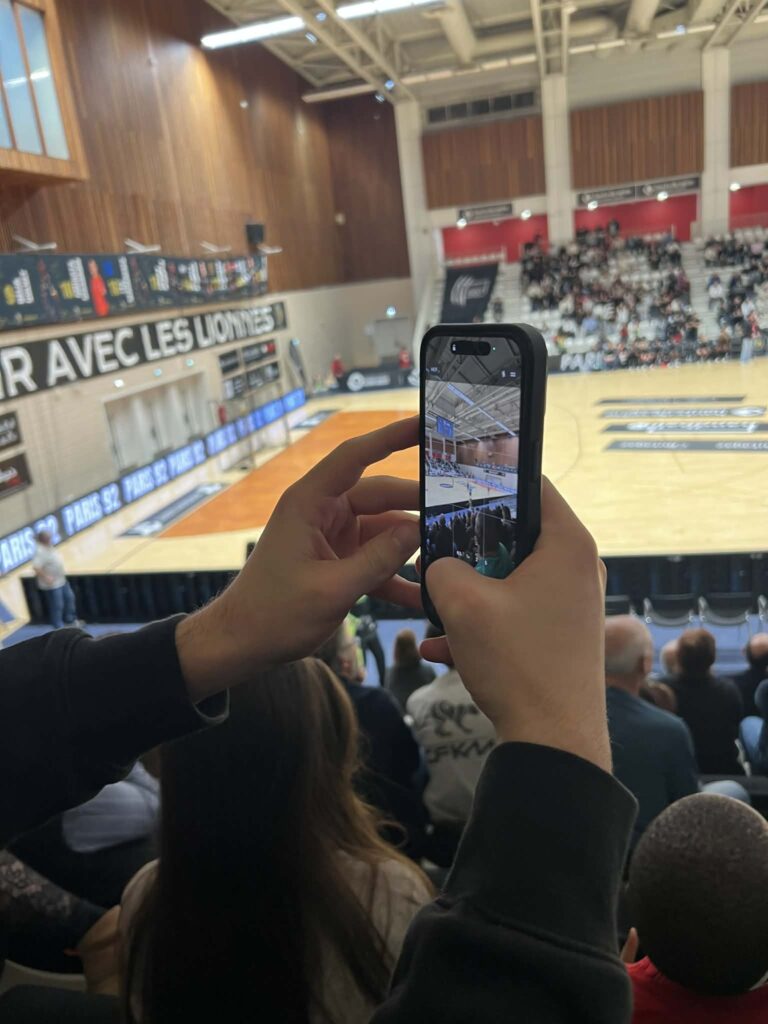 corentin Baranger étudiant ISG Sport Business Management prise de contenu photo et vidéo PARIS 92