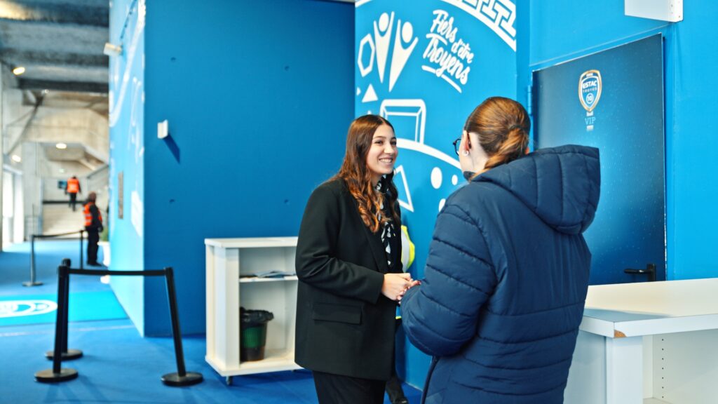 Inès SMESMAN ESTAC Troyes Vacataire