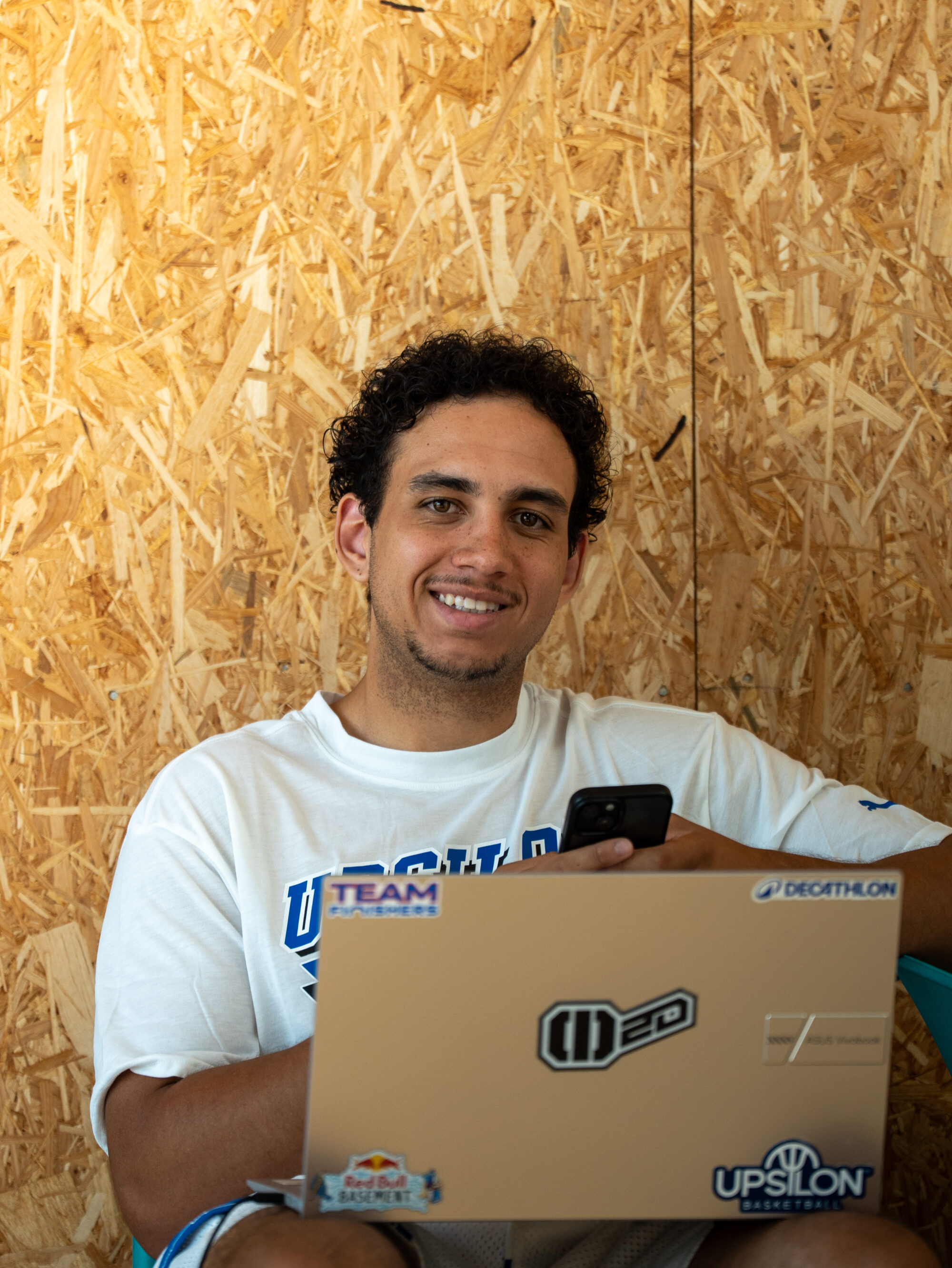 Louis étudiant ISG sur le Camp Upsilon